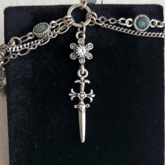 Silvertone 3.5" Dangle Earrings | green stones, sword, flowers, rhinestones EUC - Picture 8 of 10